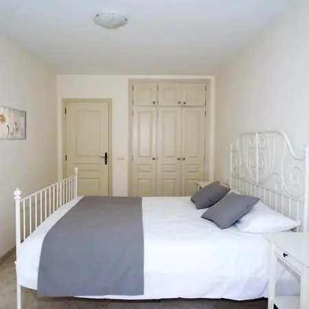 Apartment In Mar *