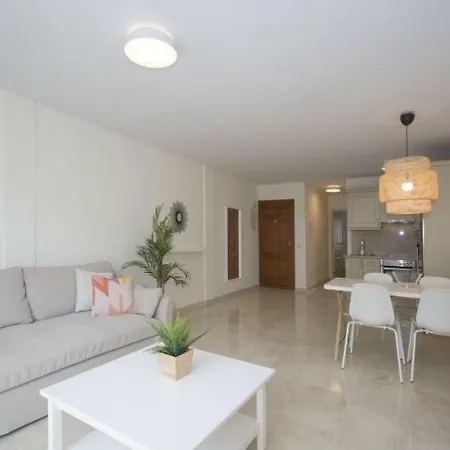 Apartment In Mar *